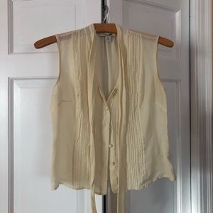 Allegory Women’s sheer sleeveless blouse